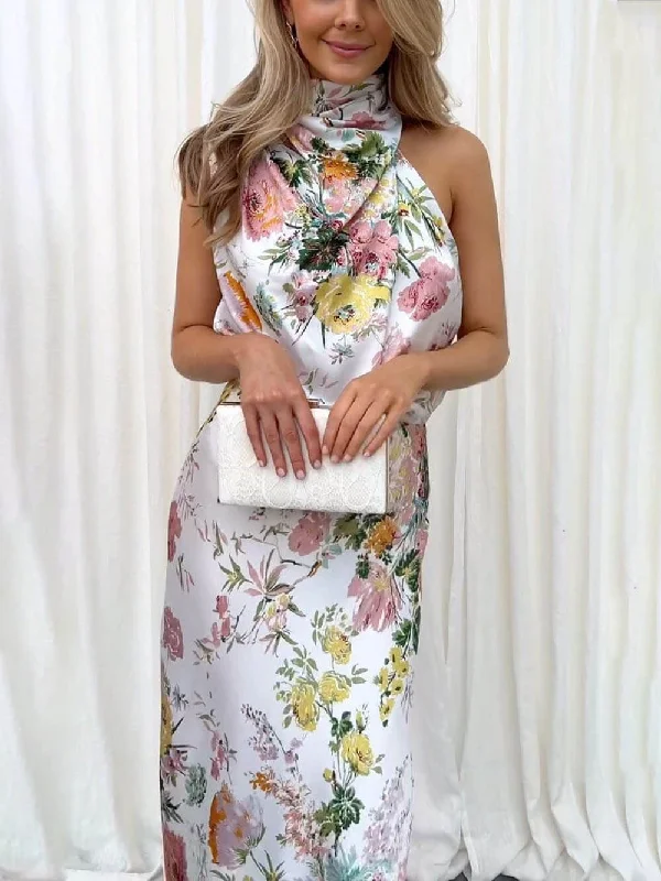 Sustainable fashion for stylish women   Floral Halter Neck Charming Elastic Waist Maxi Dress