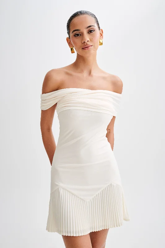 Stylish women’s clothing designed for comfort   Melina Slinky Off Shoulder Mini Dress - Ivory