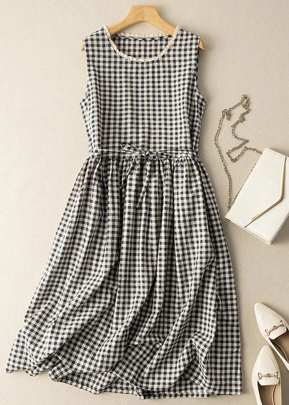 Effortlessly chic outfits for the modern woman   Fitted Black White Plaid O-Neck Patchwork Tie Waist Maxi Dress Summer