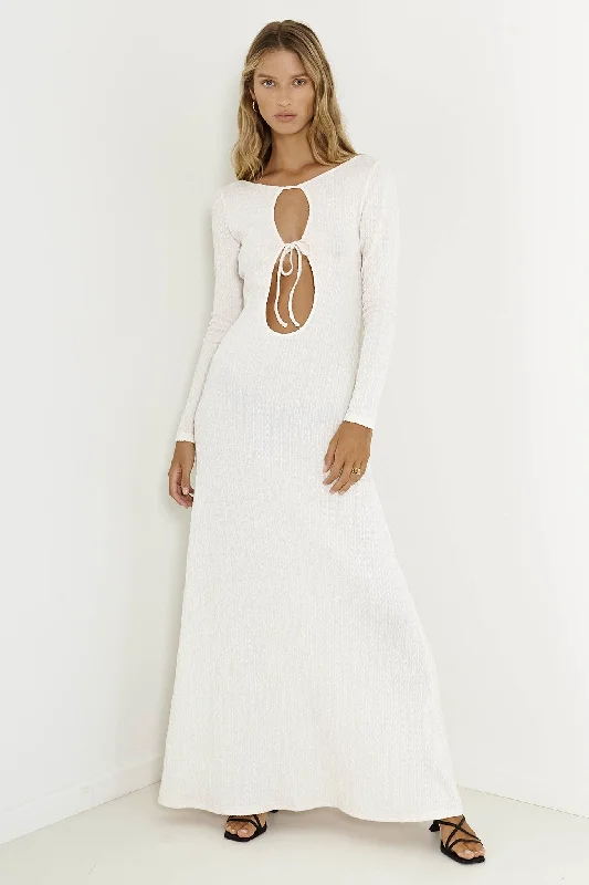 Fashionable clothing that fits every occasion   SNDYS Tallulah Maxi Dress White