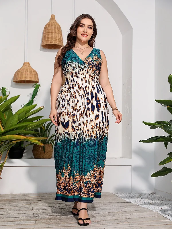 Stylish clothing designed to flatter every woman   KittenAlarm - Plus Size V-neck Print Maxi Dress Beach Dress