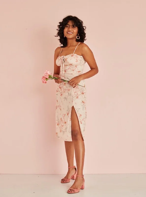 Uncover unique pieces for your perfect wardrobe   Dani Floral Chiffon Midi Dress
