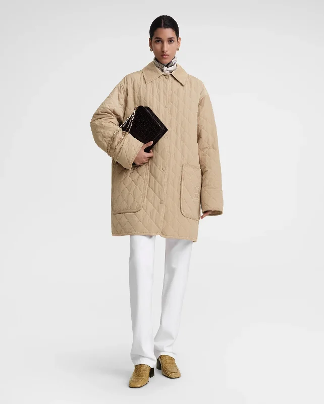 Fashionable clothing that fits every occasion   QUILTED BARN JACKET / BISCUIT