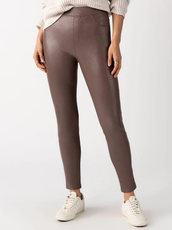 Women’s clothing that fits your personality and style   Runway Semi High Rise Legging Dark Feather