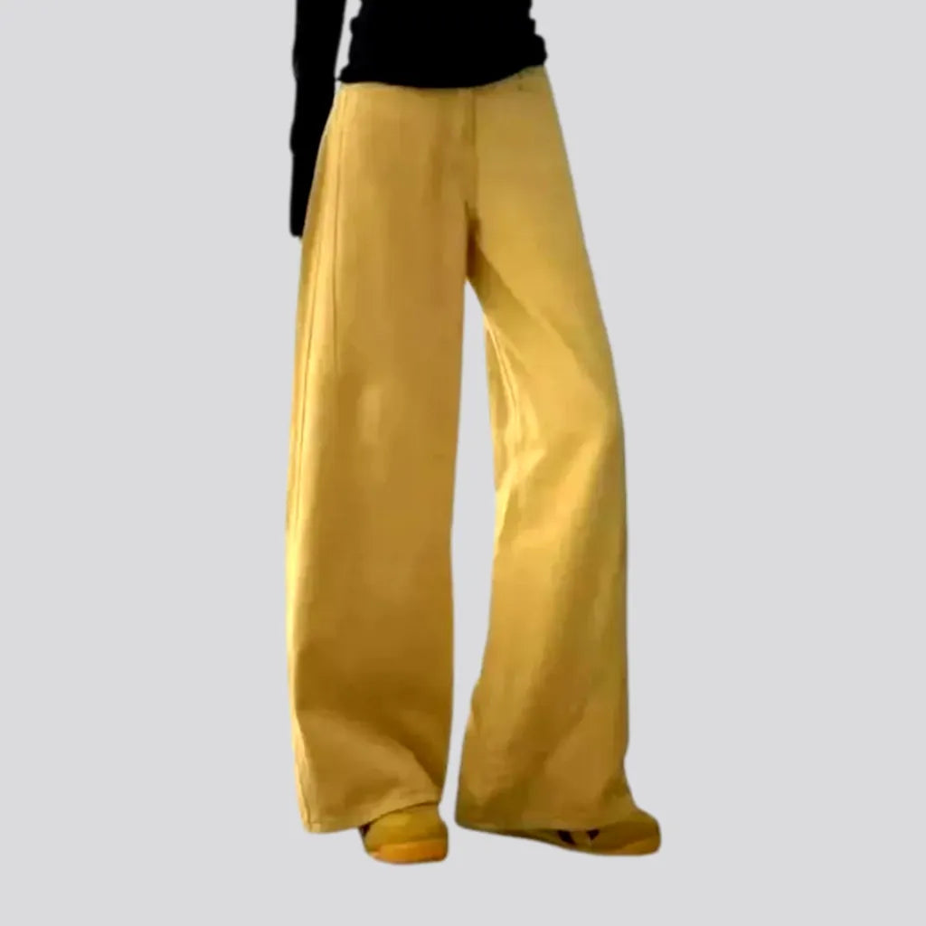 Timeless women’s fashion for any occasion   Wide fit stylish high-waist jeans for women